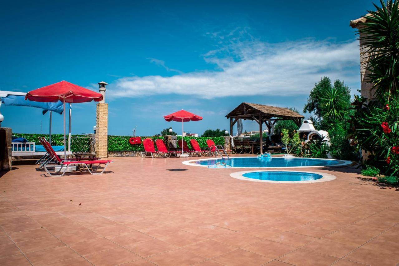 Niriides Villas Old Listing 헐소니소스 외부 사진