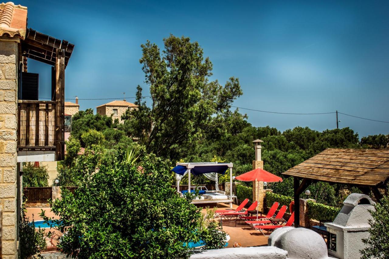 Niriides Villas Old Listing 헐소니소스 외부 사진